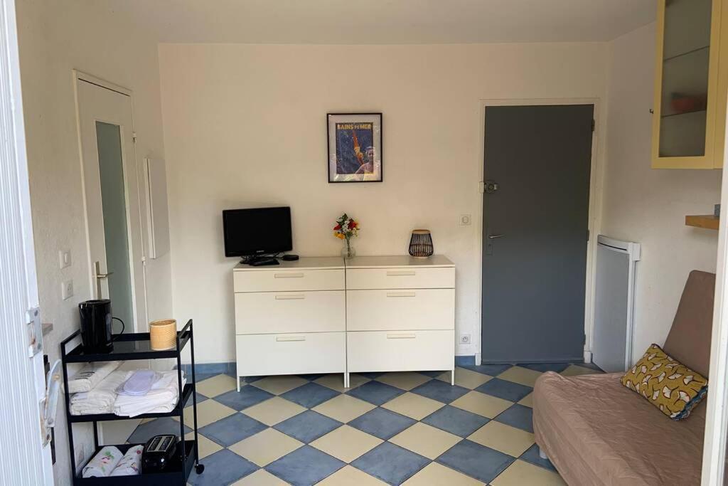 Les Bains De Mer Yourhosthelper Apartment Bandol Exterior foto